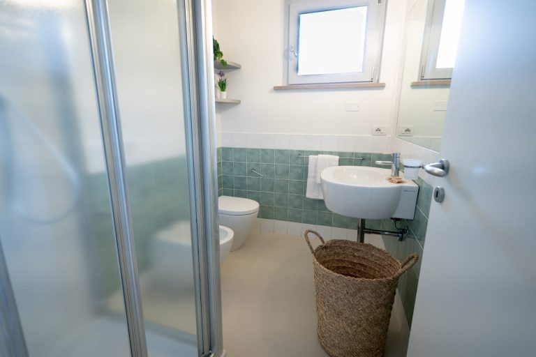 Flat-stanza20-bagno_A732888-scaled.jpg